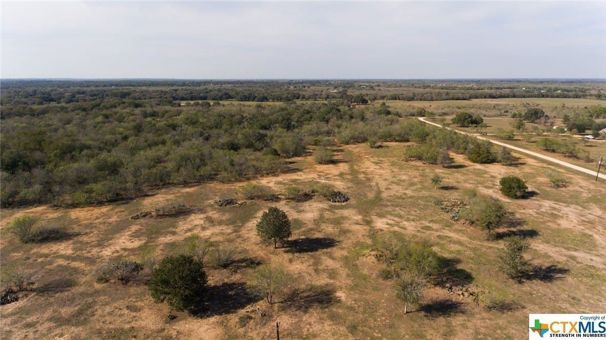 20 acres in Guadalupe County - photo 18