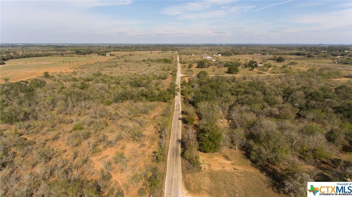 20 acres in Guadalupe County - photo 16