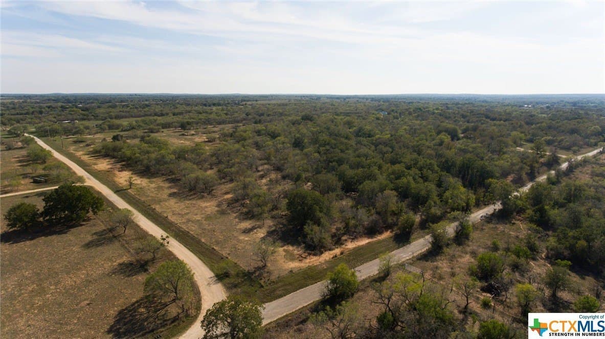 20 acres in Guadalupe County - photo 14