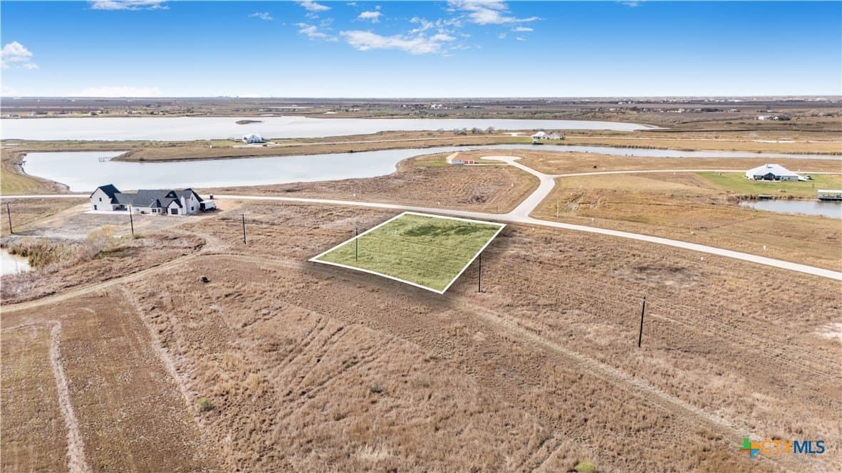 0.87 acres in Calhoun County - photo 2