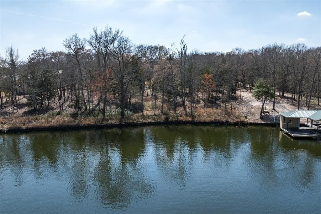 1.38 acres in Henderson County - photo 11