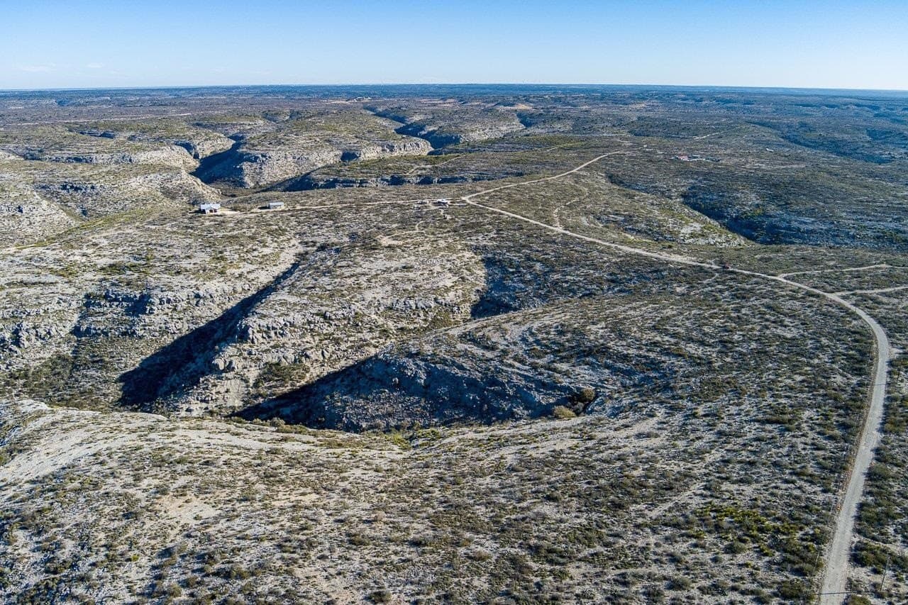 11.99 acres in Val Verde County - photo 13