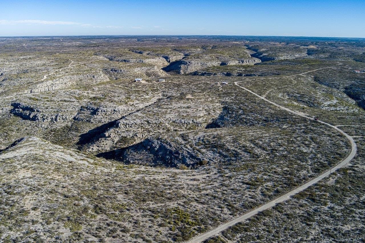 11.99 acres in Val Verde County - photo 12
