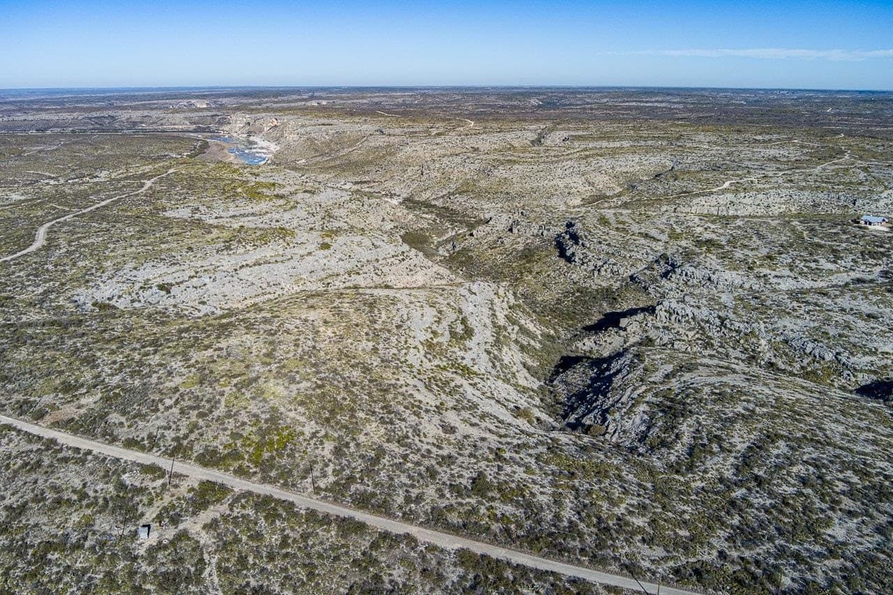 11.99 acres in Val Verde County - photo 10