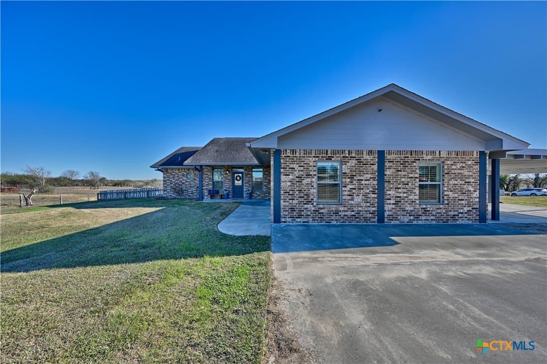 26 acres in Gonzales County - photo 3