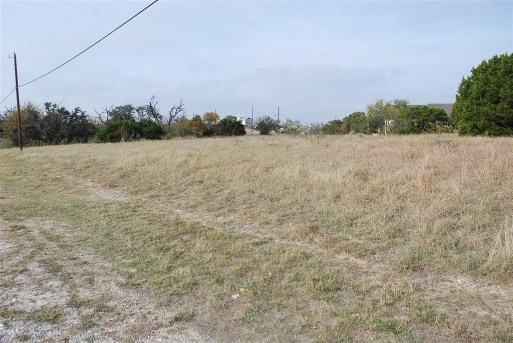 0.29 acres in Hill County - photo 9