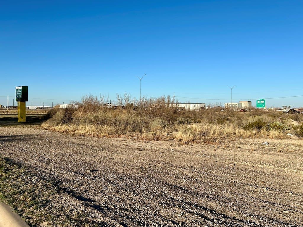 0.8 acres in Pecos County - photo 7
