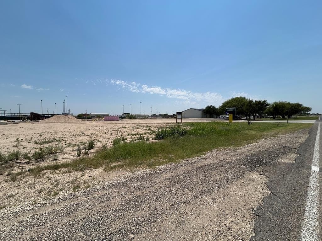 0.8 acres in Pecos County - photo 9