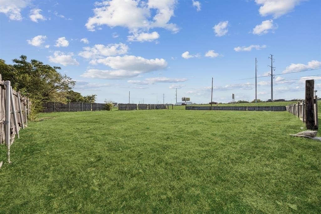 0.14 acres in Dallas County - photo 3