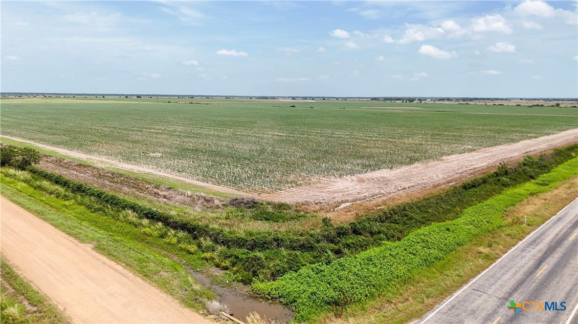 521.23 acres in Wharton County - photo 6