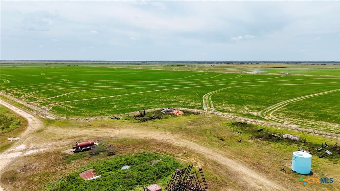 521.23 acres in Wharton County - photo 9