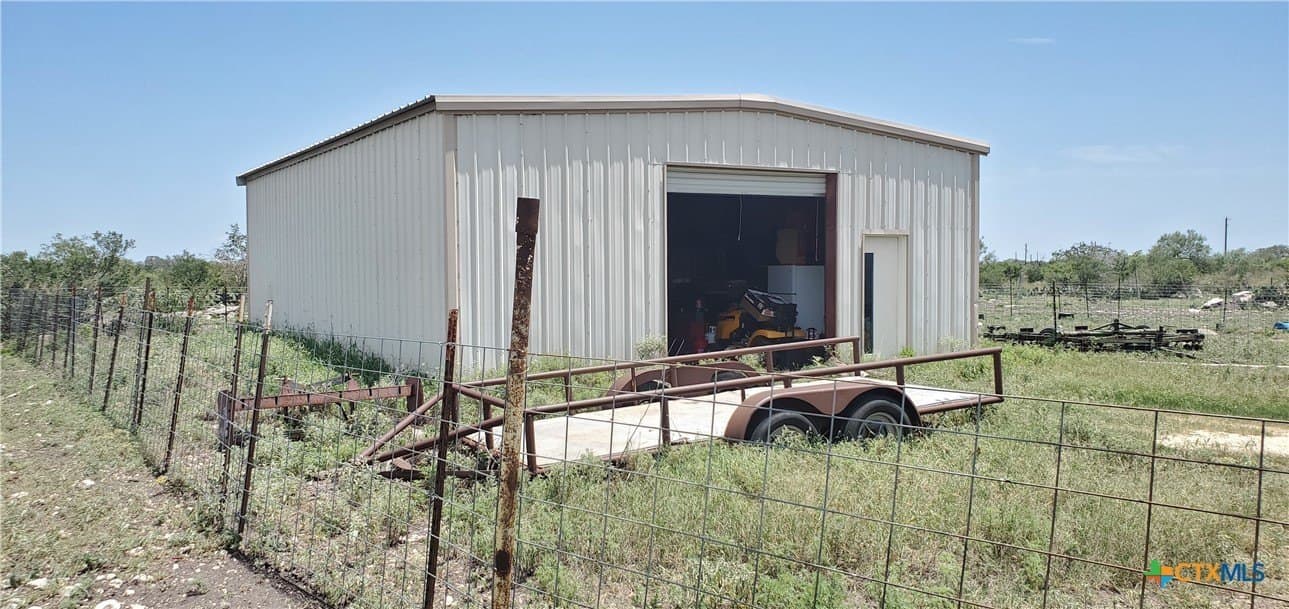 88.06 acres in Uvalde County - photo 7