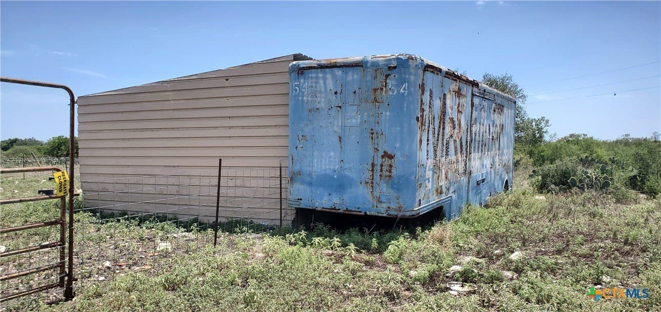 88.06 acres in Uvalde County - photo 9