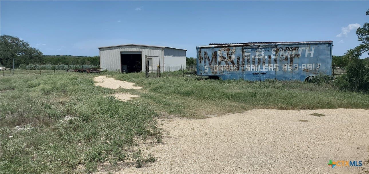 88.06 acres in Uvalde County - photo 5