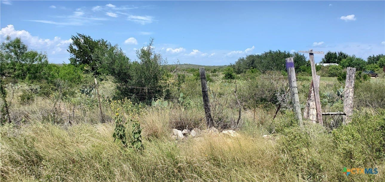 88.06 acres in Uvalde County - photo 23
