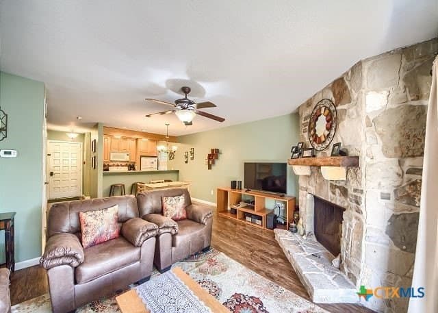 10.43 acres in Comal County - photo 3