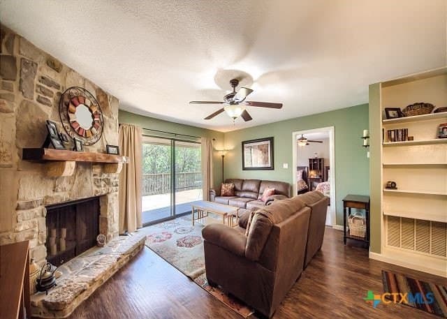 10.43 acres in Comal County - photo 2