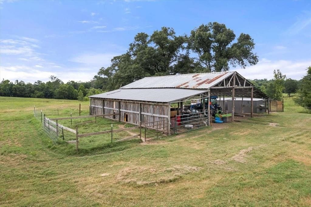 57.6 acres in Franklin (TX) County - photo 16