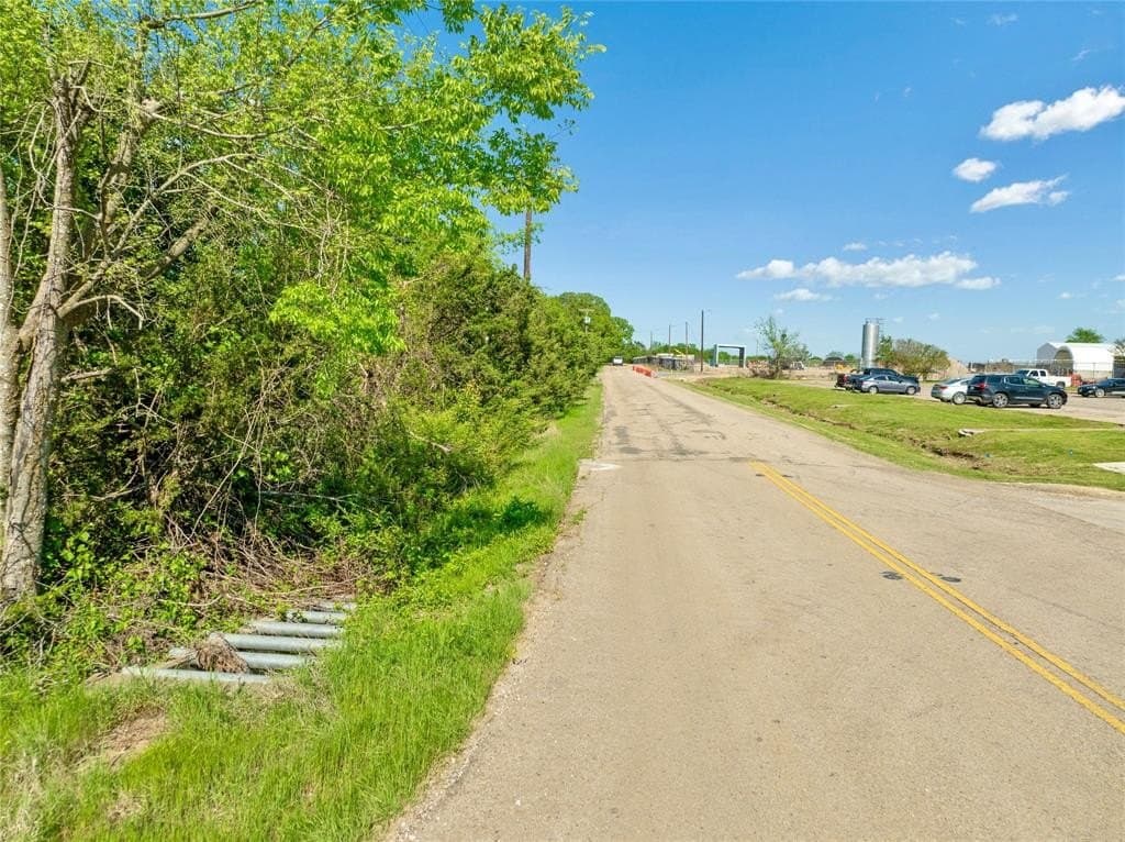 37.49 acres in Lamar County - photo 12