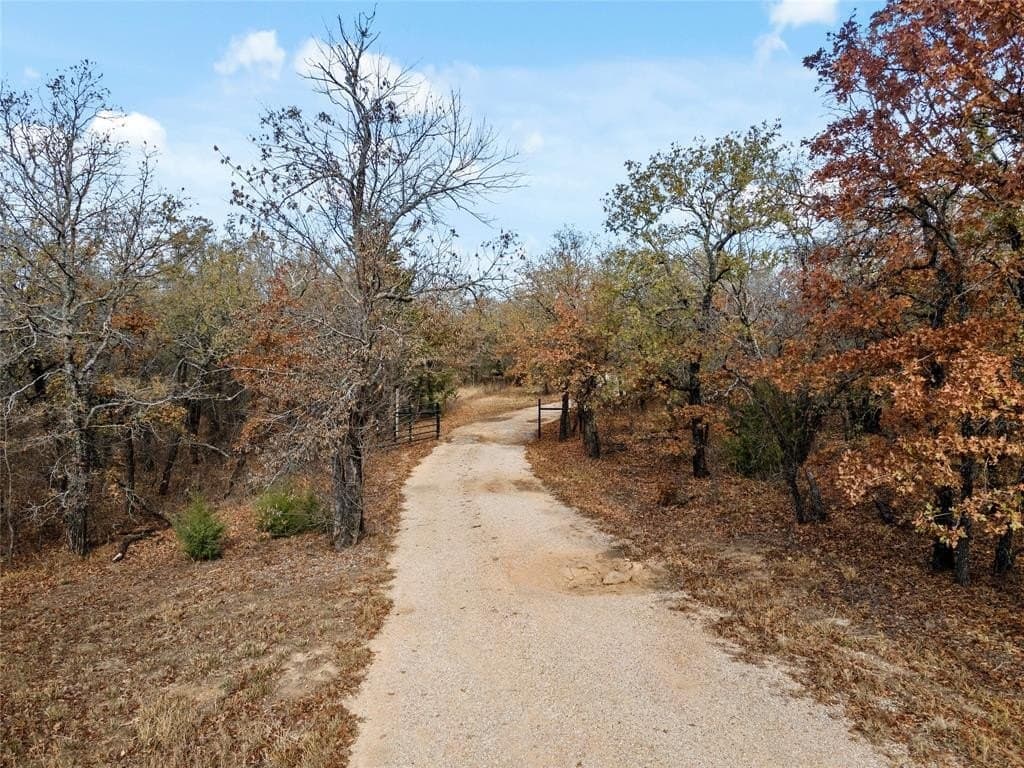 23.83 acres in Wise County - photo 27