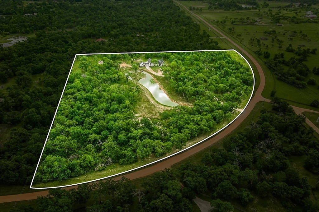 17.65 acres in Waller County - photo 29