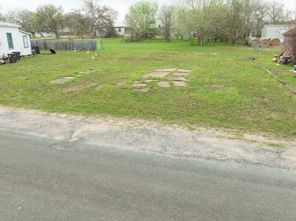 0.17 acres in Fayette County - photo 2