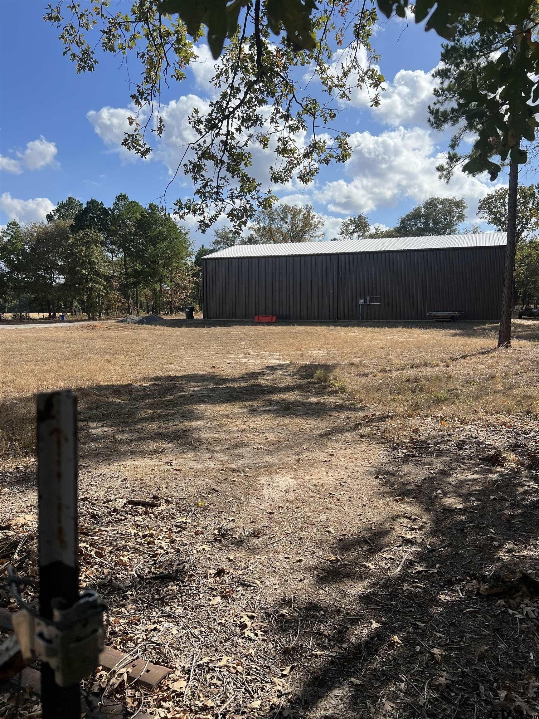 1.3 acres in Smith County - photo 2