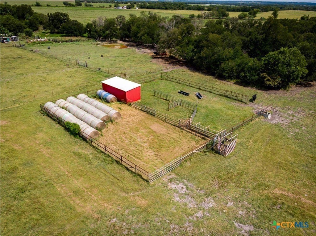 72 acres in Falls County - photo 3