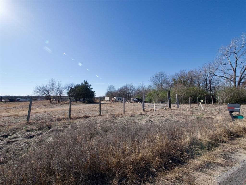3.76 acres in Kaufman County - photo 8
