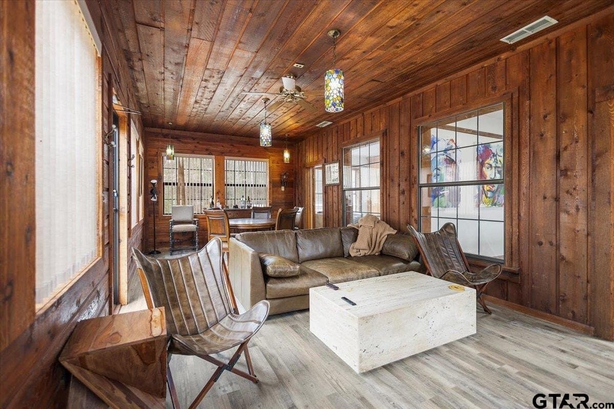 10 acres in Smith County - photo 17