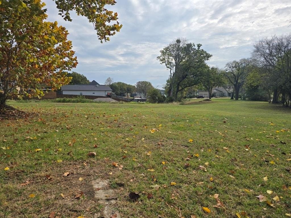 0.44 acres in Henderson County - photo 3