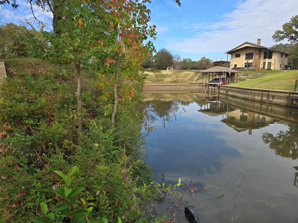 0.44 acres in Henderson County - photo 15