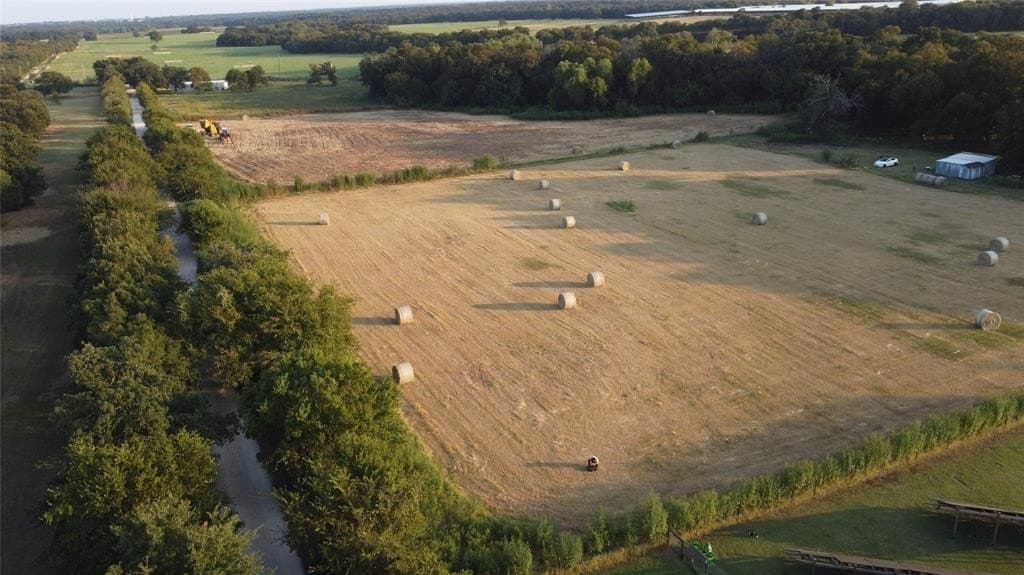 6.98 acres in Hill County - photo 7