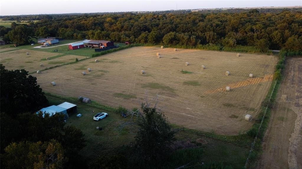 6.98 acres in Hill County - photo 10