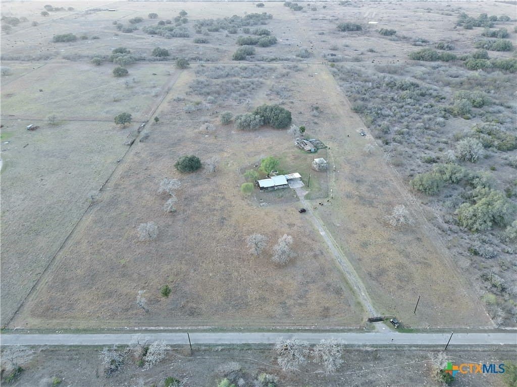 19.33 acres in Refugio County - photo 2