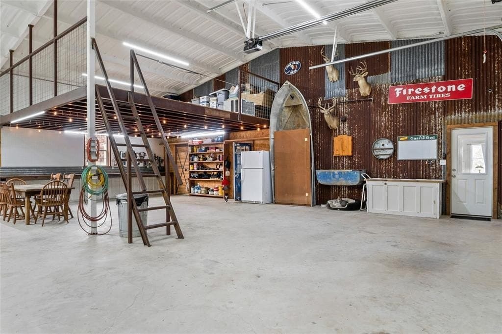 15 acres in Cooke County - photo 17