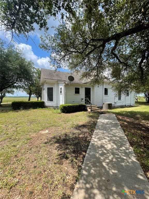 10.45 acres in Milam County - photo 30