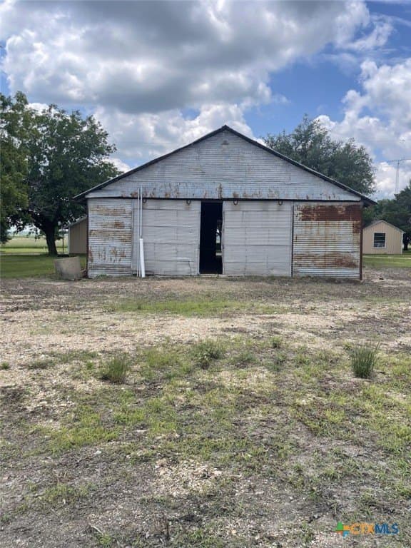10.45 acres in Milam County - photo 23