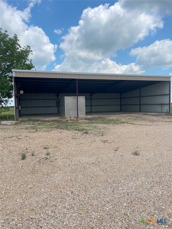 10.45 acres in Milam County - photo 24