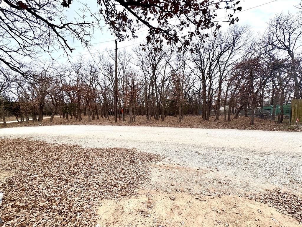 0.54 acres in Cooke County - photo 4
