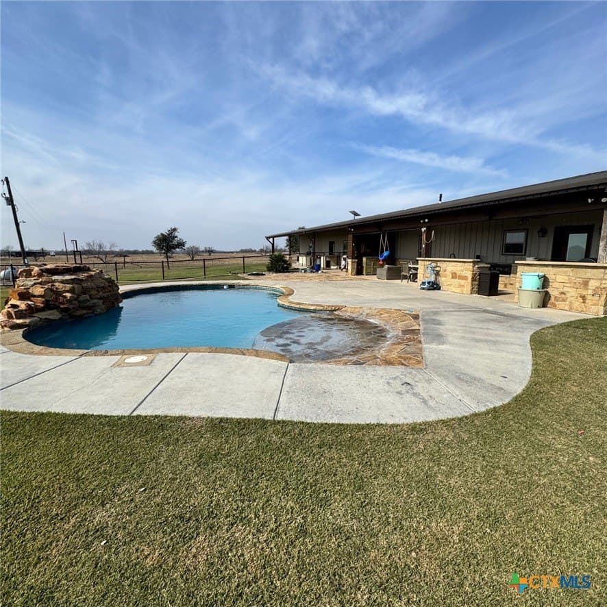 20 acres in Milam County - photo 27