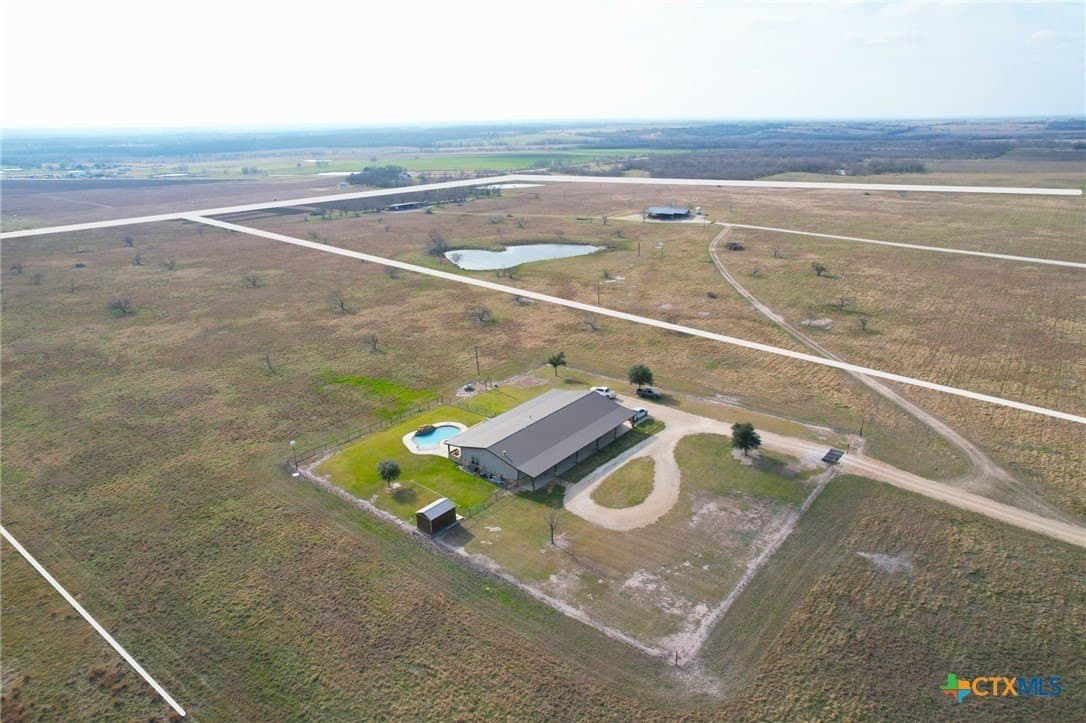 20 acres in Milam County - photo 34