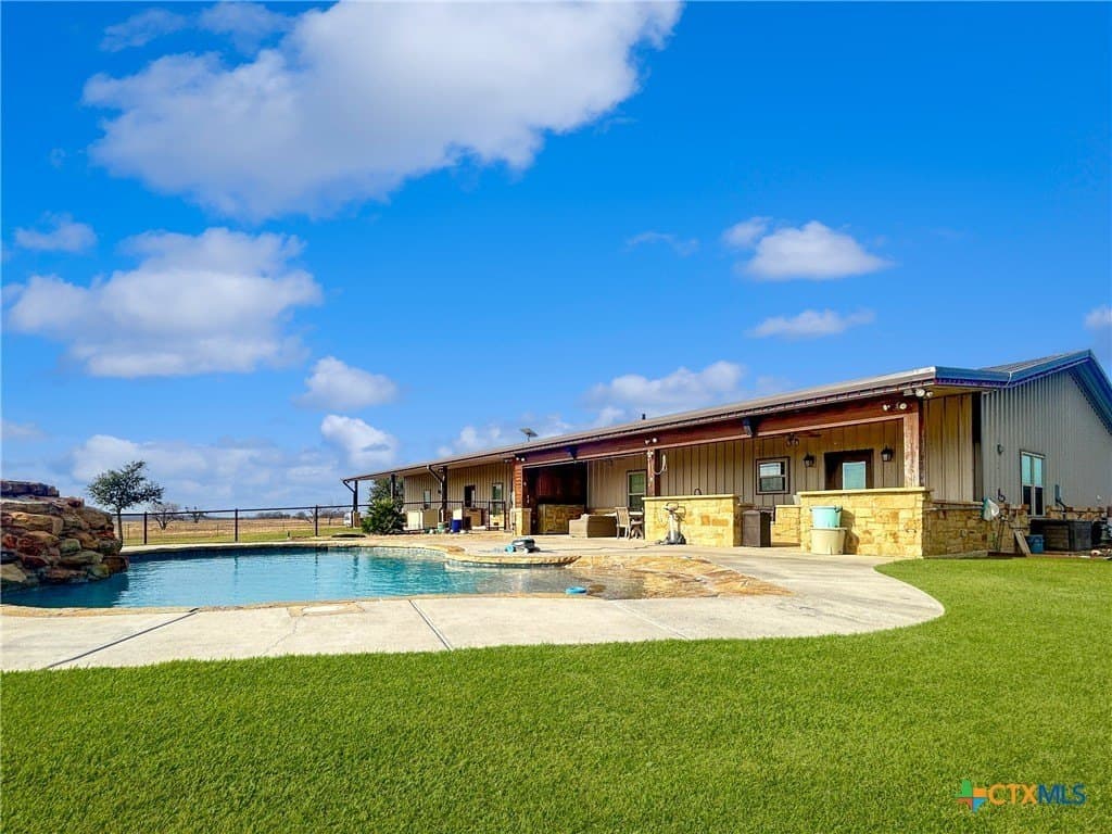 20 acres in Milam County - photo 24