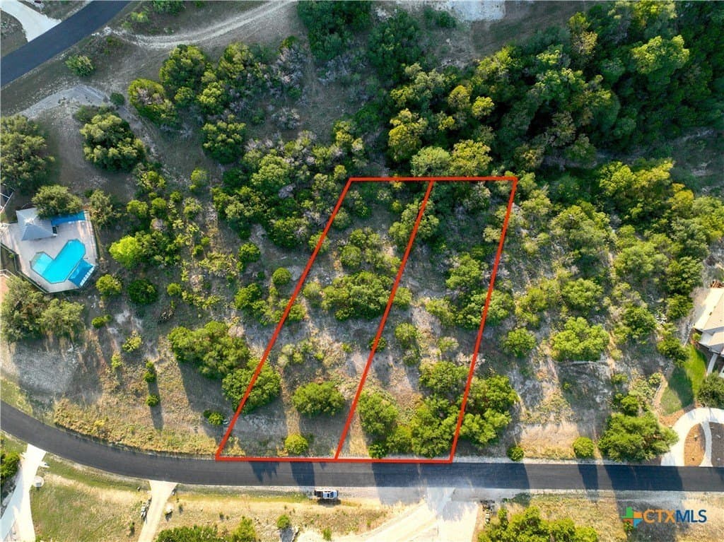 0.71 acres in Comal County - photo 10
