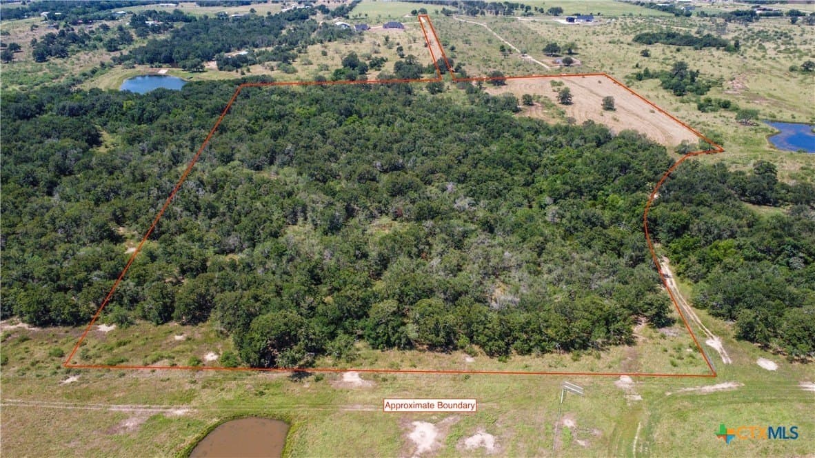 22.31 acres in Caldwell County - photo 2