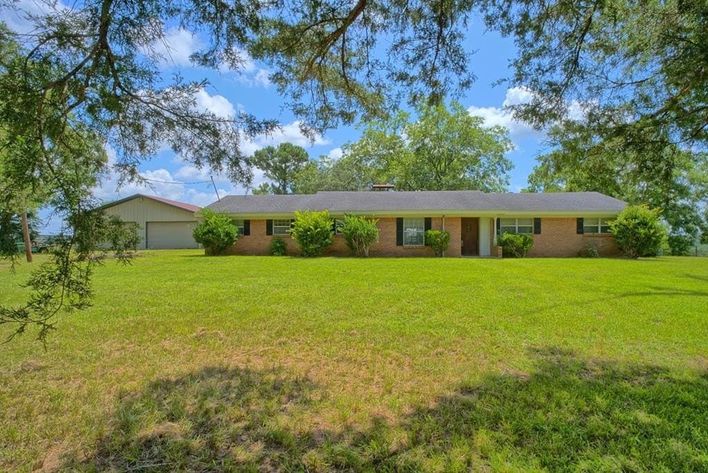 7618 Hwy 87 N