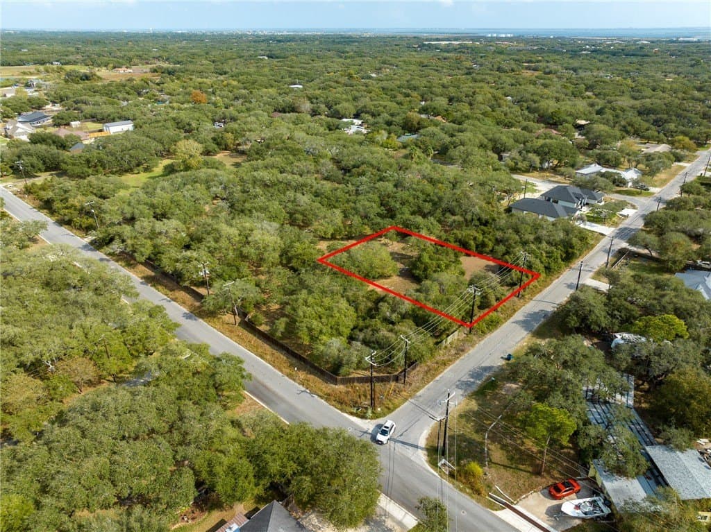 0.33 acres in San Patricio County - photo 9