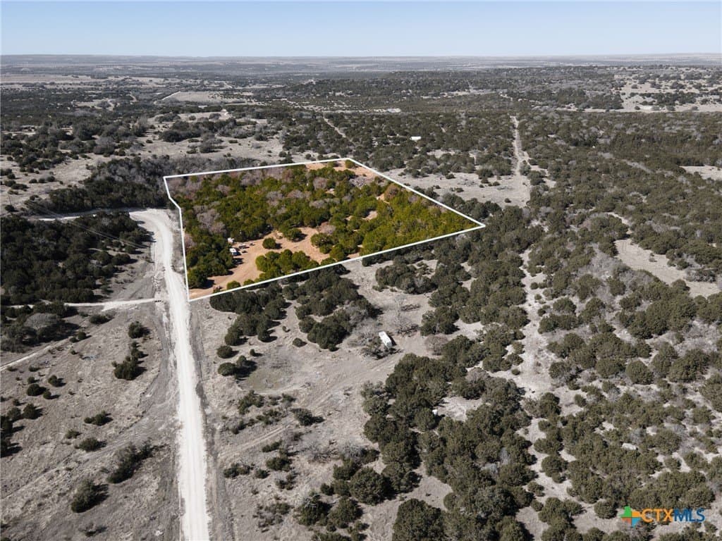 20.88 acres in Lampasas County - photo 4