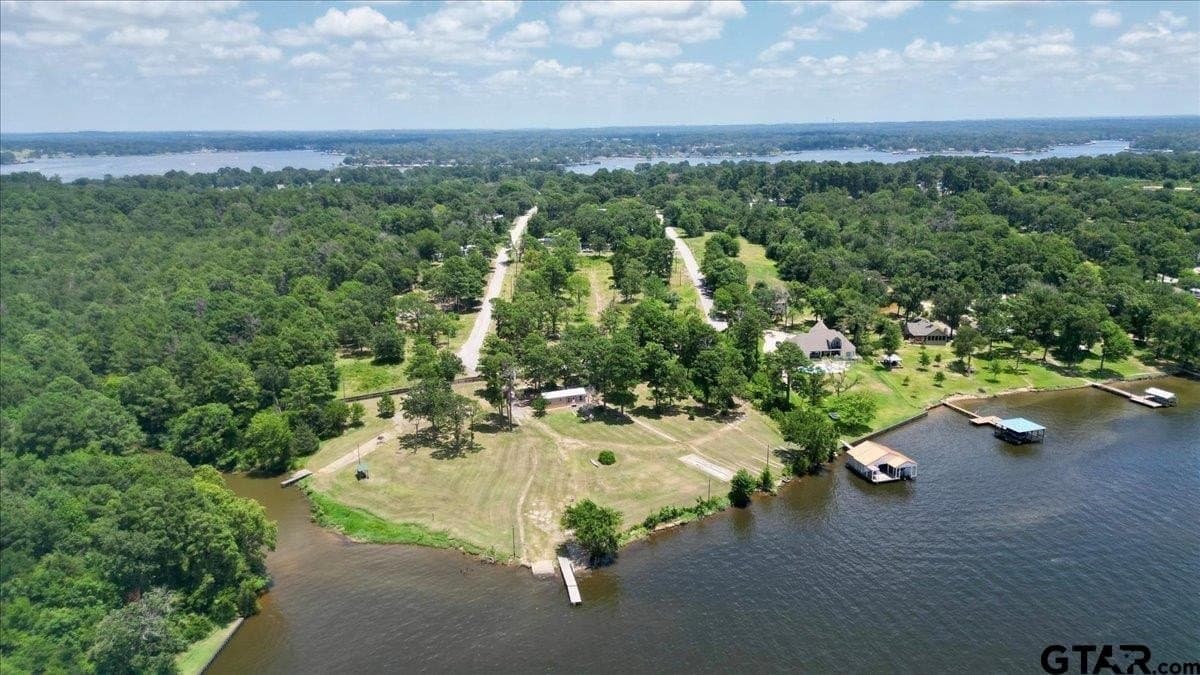10.16 acres in Smith County - photo 6