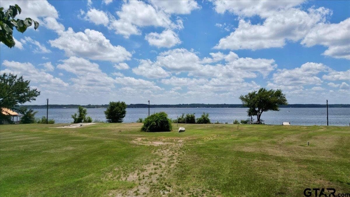 10.16 acres in Smith County - photo 19